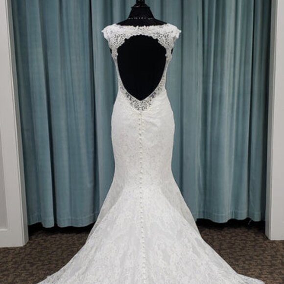 Mermaid Backless Ivory Wedding Dress, Romantic Boho Fitted Sexy Fit & Flare - Picture 7 of 10